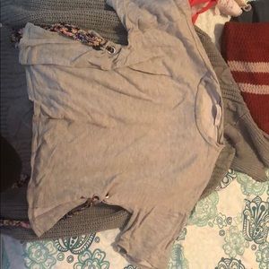 Boxy top with floral ribbons on the side